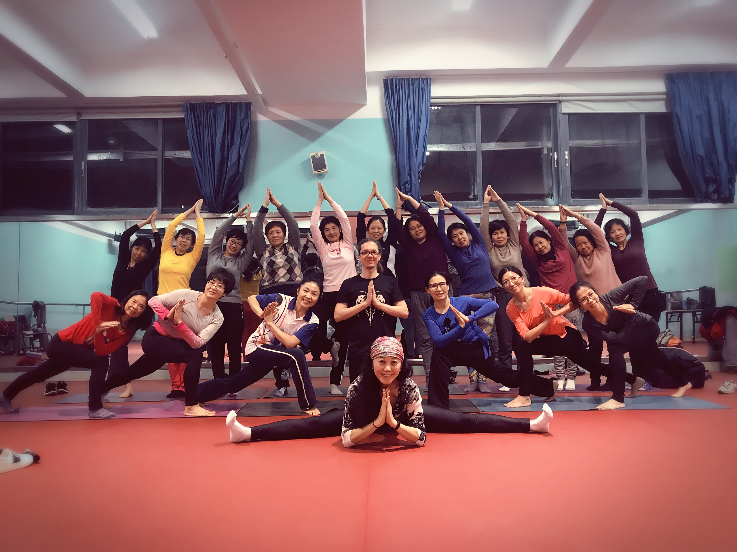 瑜伽.JPG 瑜伽.JPG